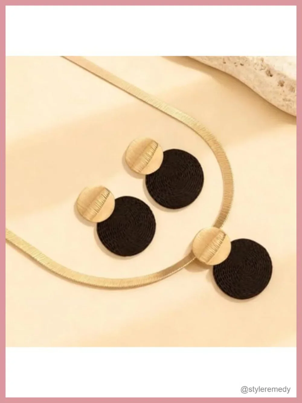 Chunky Disc Pendant Necklace and Drop Earrings Set Herringbone Choker